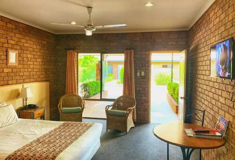 디럭스 룸, Knotts Crossing Resort