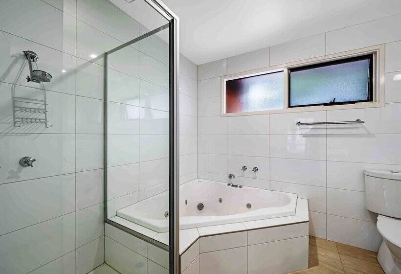 标准间带漩涡浴缸, Kaloha Holiday Resort Phillip Island