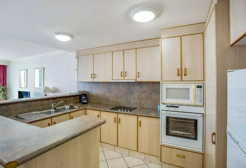 آپارتمان 1 خوابه با چشمانداز دریا, Mantra Sun City