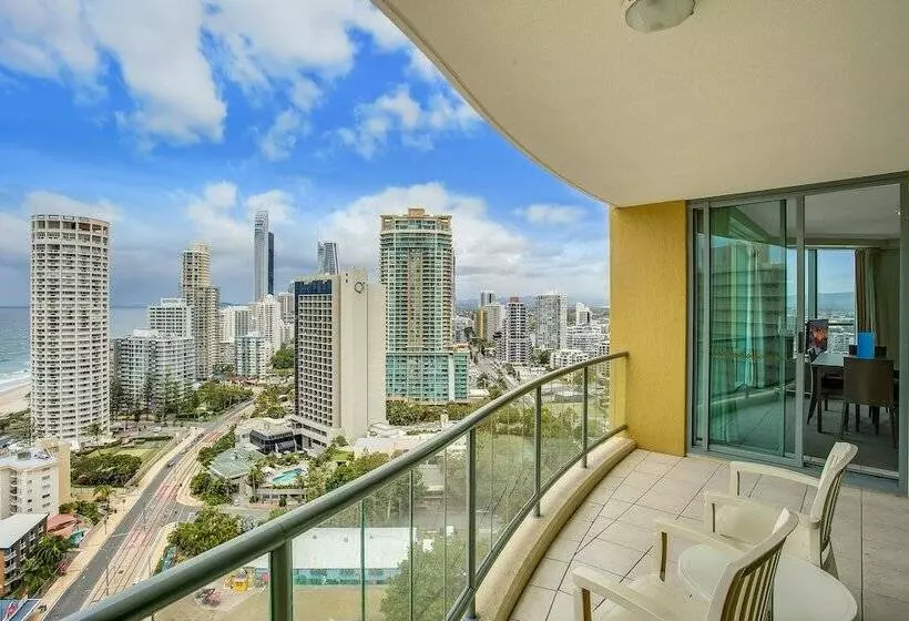 آپارتمان 2 خوابه با چشمانداز دریا, Mantra Sun City