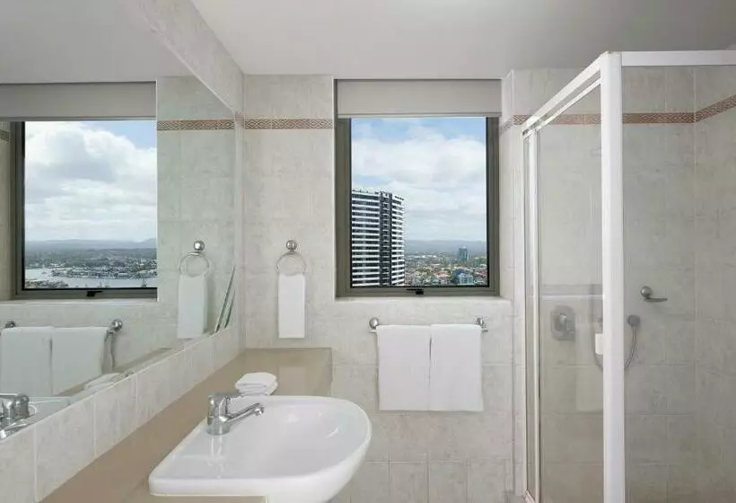 آپارتمان 3 خوابه با چشمانداز دریا, Mantra Sun City