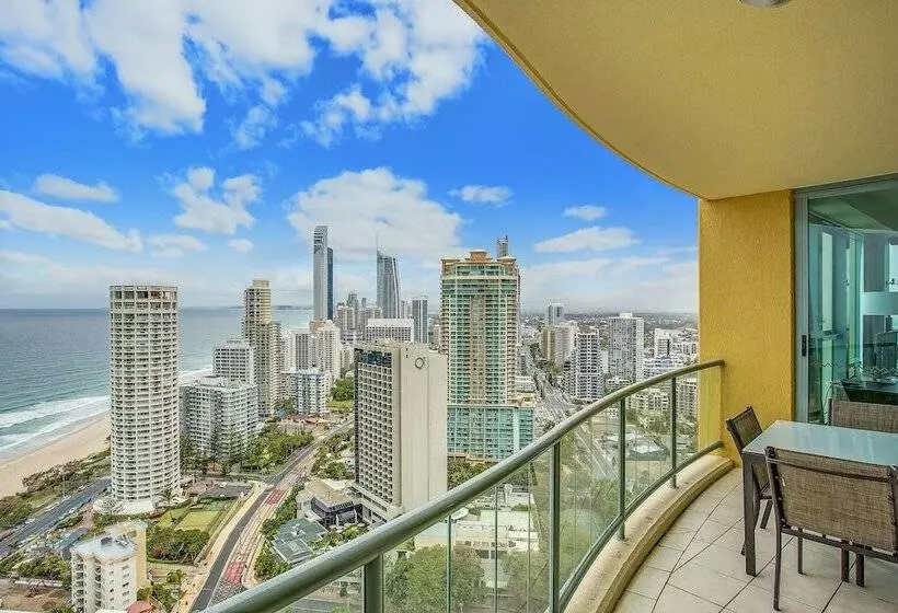 آپارتمان 3 خوابه با چشمانداز دریا, Mantra Sun City