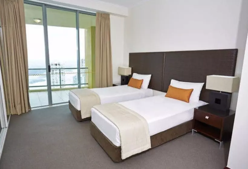 آپارتمان 3 خوابه با چشمانداز دریا, Mantra Sun City