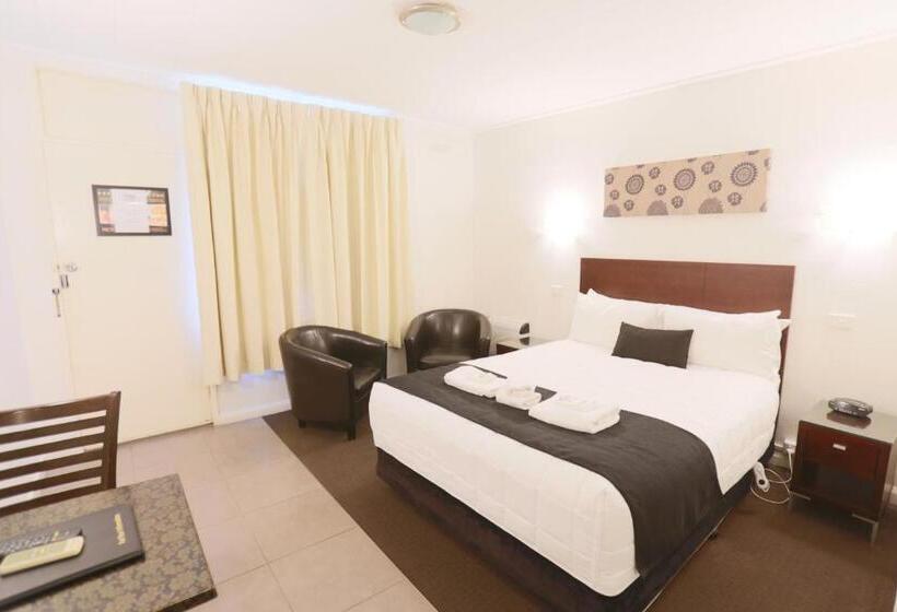 غرفة قياسية, The Esplanade Motel