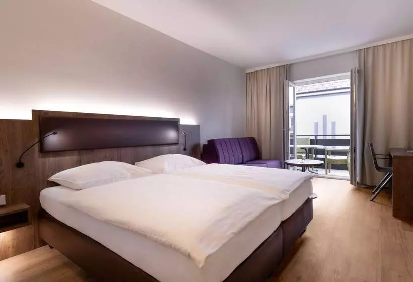 Standard Kolmen Hengen Huone, City Hotel Stockerau