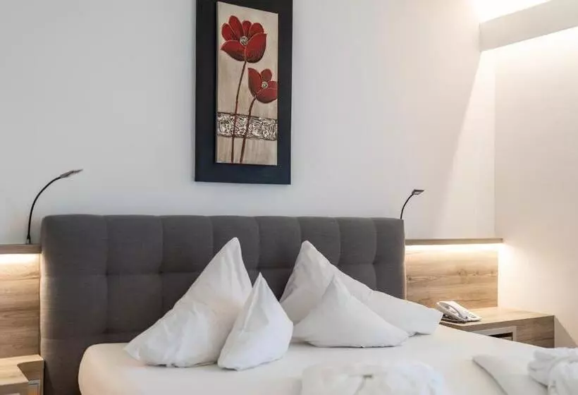 バルコニー付きスタンダードルーム, Familienhotel Post
