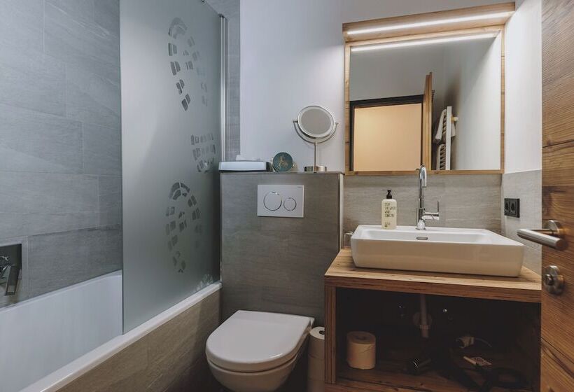 コンフォートルーム, Der Gollinger