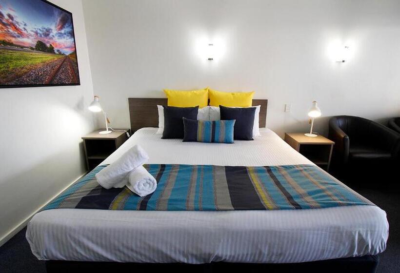 이그제큐티브 룸 킹사이즈 침대, Sugar Country Motor Inn