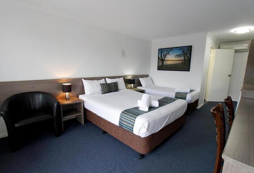 اتاق اجرایی, Sugar Country Motor Inn