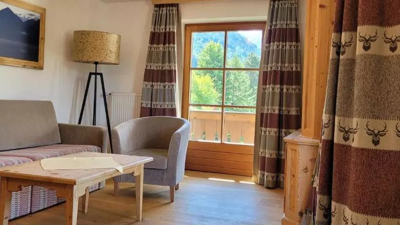 バルコニー付スイート, Wellness & Sporthotel Alpenhof