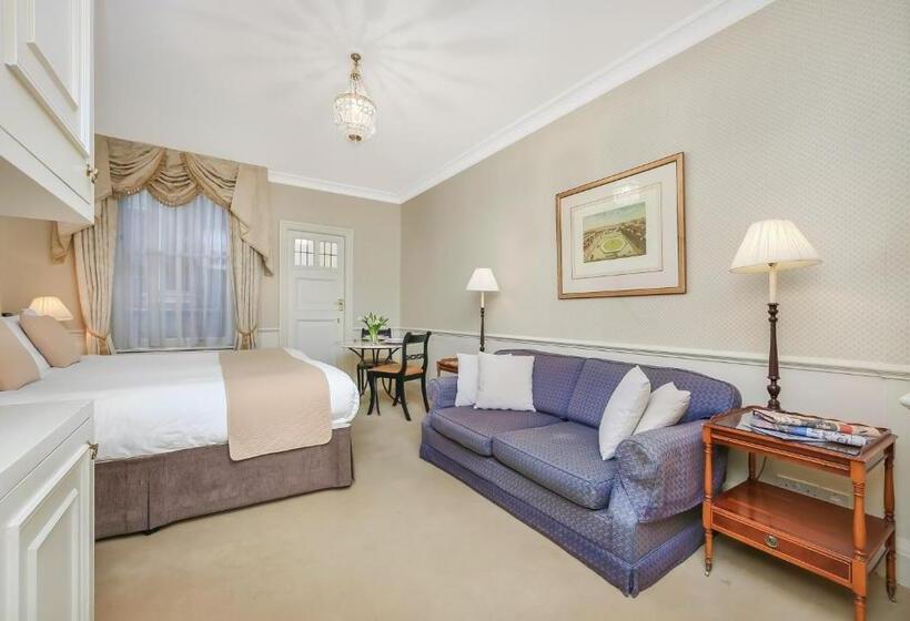 Студия Стандарт, 44 Curzon Street By Mansley