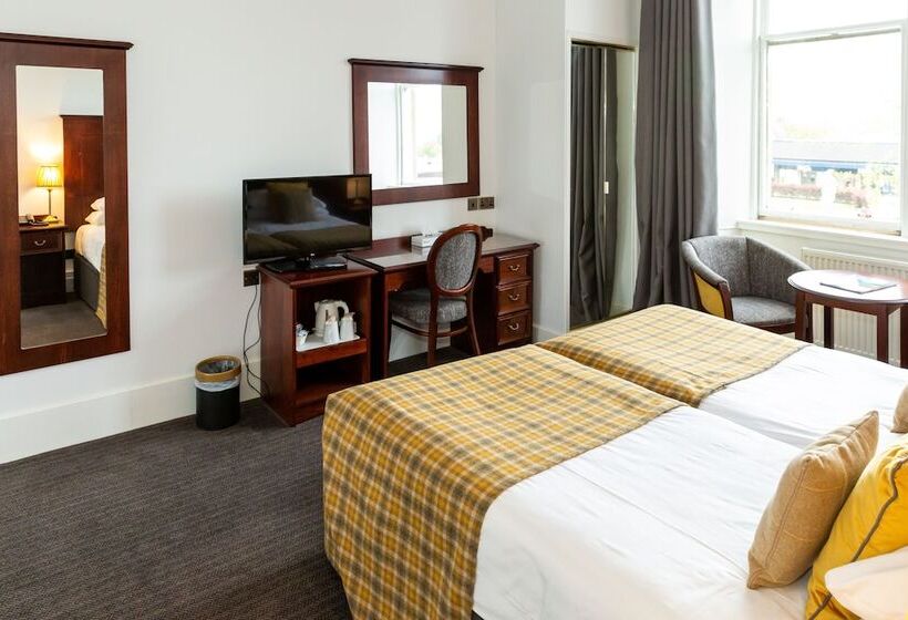 スーペリアールーム, Alexandra