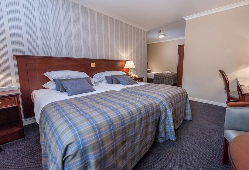 スーペリアトリプルルーム, Alexandra