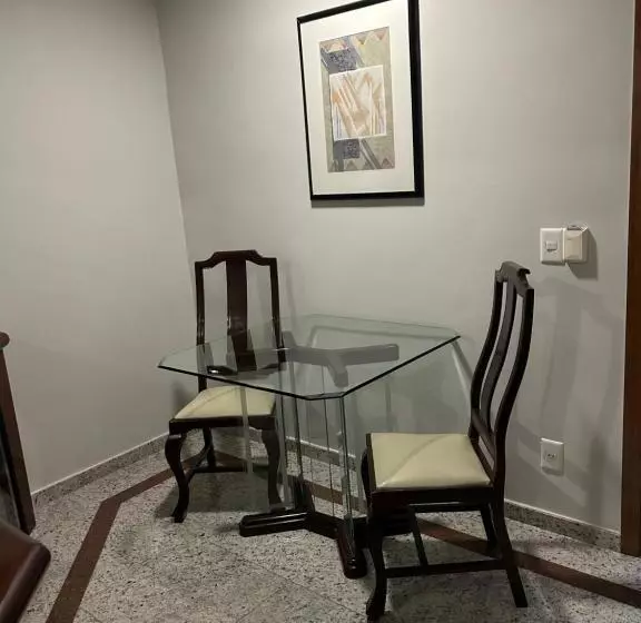 اتاق لوکس سه تخته, Americas Benidorm