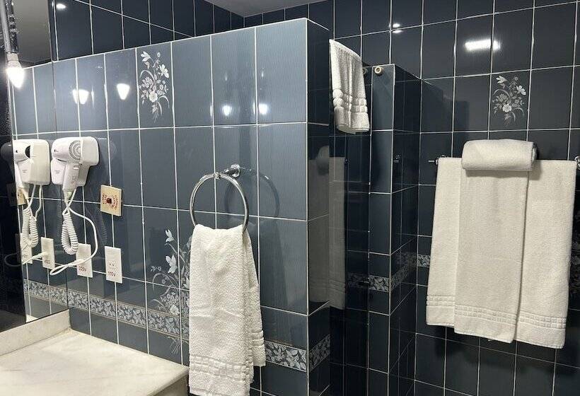 اتاق لوکس, Americas Benidorm