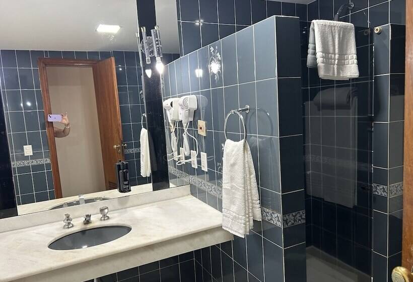 اتاق لوکس, Americas Benidorm