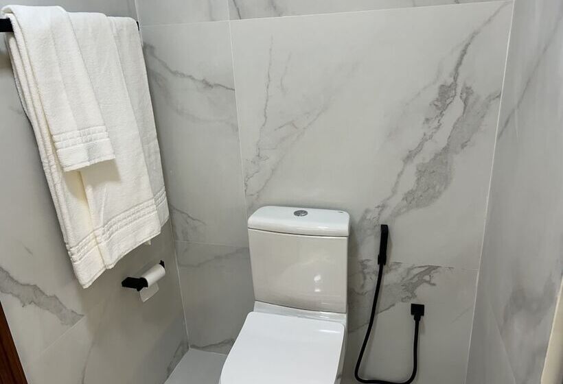 اتاق لوکس سه تخته, Americas Benidorm