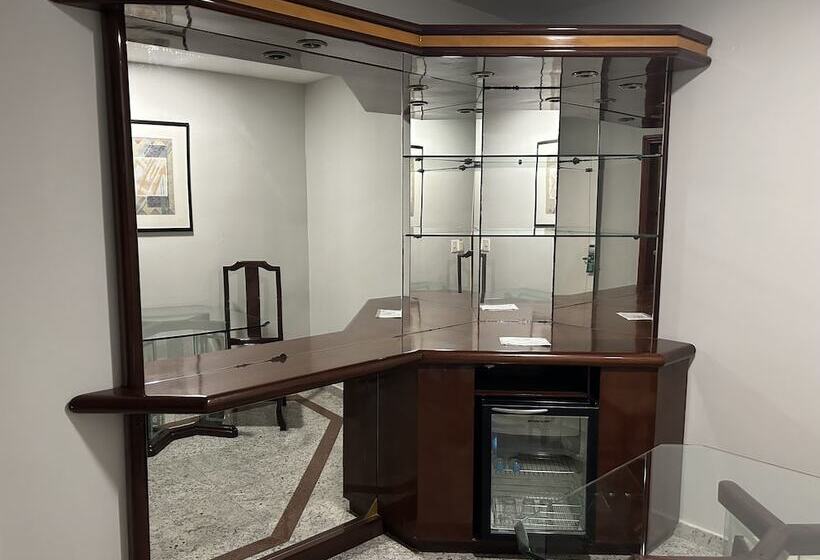 اتاق لوکس سه تخته, Americas Benidorm