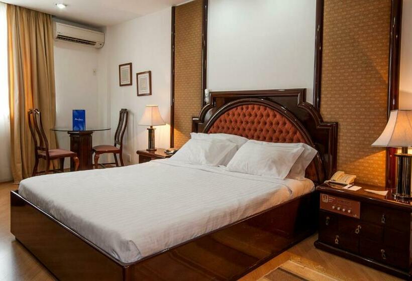 اتاق لوکس, Americas Benidorm