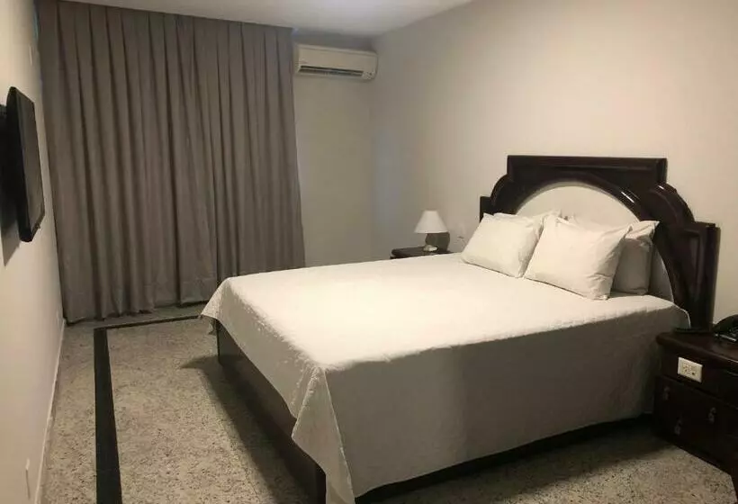 اتاق لوکس, Americas Benidorm