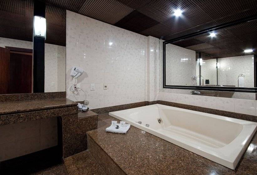 سوییت اجرایی, Americas Benidorm