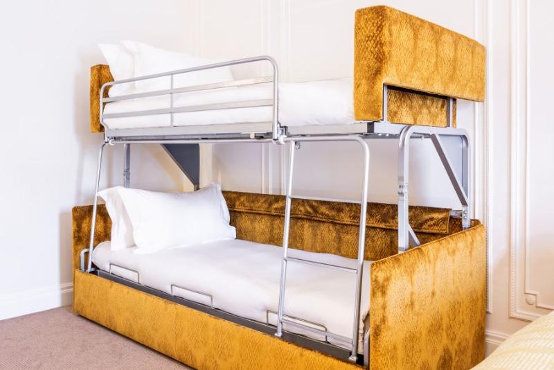 Четырехместный Номер Superior, Astor Court