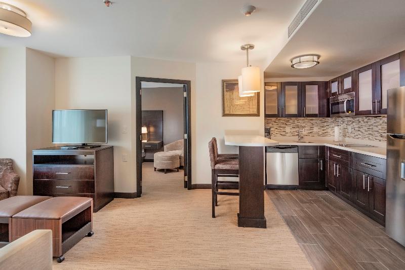 סוויטה אקזקיוטיב, Atlante Plaza