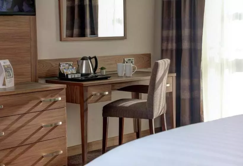Basic Yhden Hengen Huone, Best Western Kings Manor