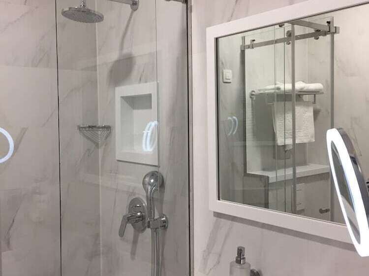 اتاق استاندارد یک نفره, Central Sarajevo