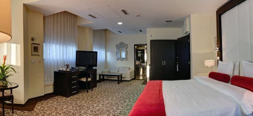 سوییت جونیور, Central Sarajevo