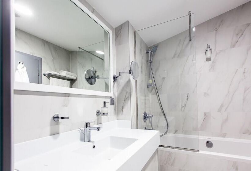 اتاق سوپریور, Central Sarajevo