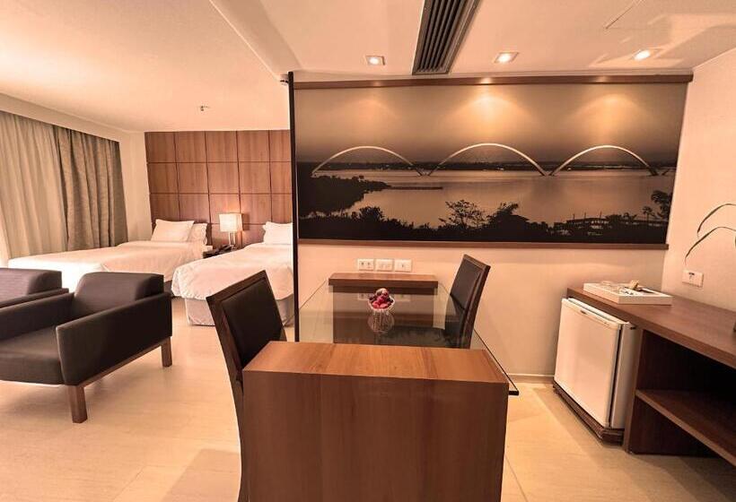 싱글 디럭스 룸, Flat Particular Hotel Kubitschek