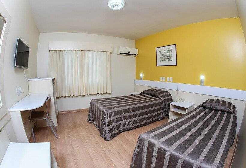 标准间, Suarez Sao Leopoldo