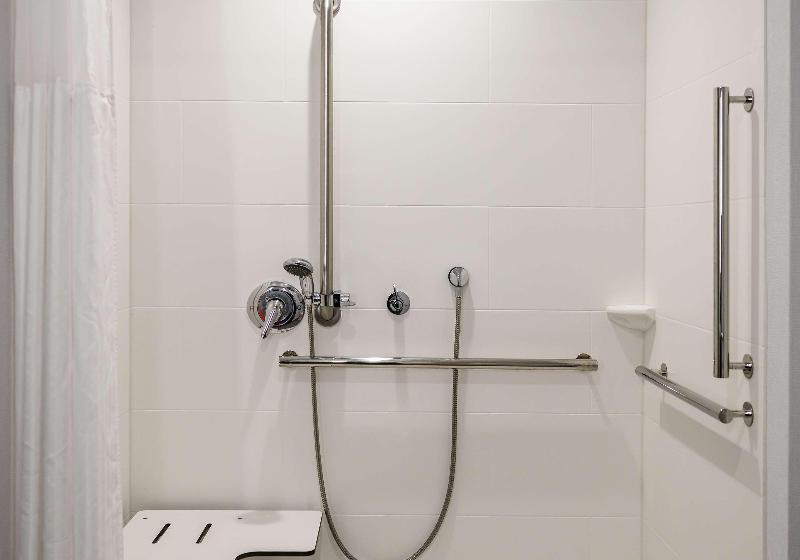 标准间, Suarez Sao Leopoldo