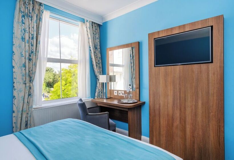 Номер Стандарт, Bromley Court Hotel London