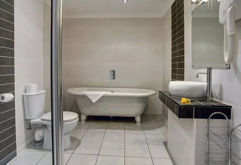 اتاق استاندارد برای معلولان, Lake District Castle Inn
