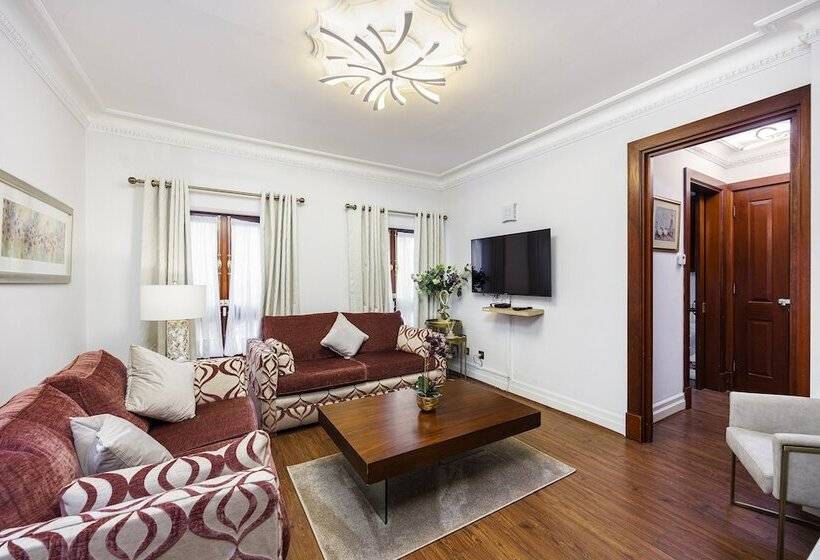 , Carlton Court   Mayfair