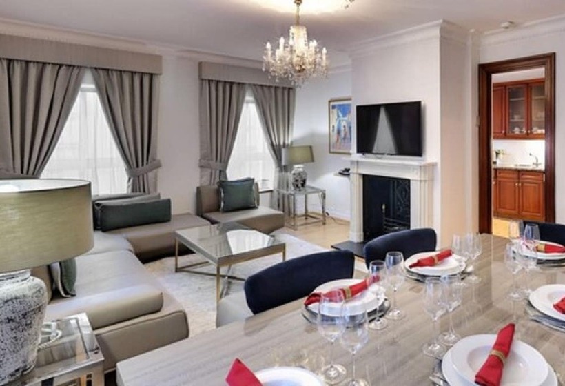 آپارتمان 3 خوابه, Carlton Court   Mayfair