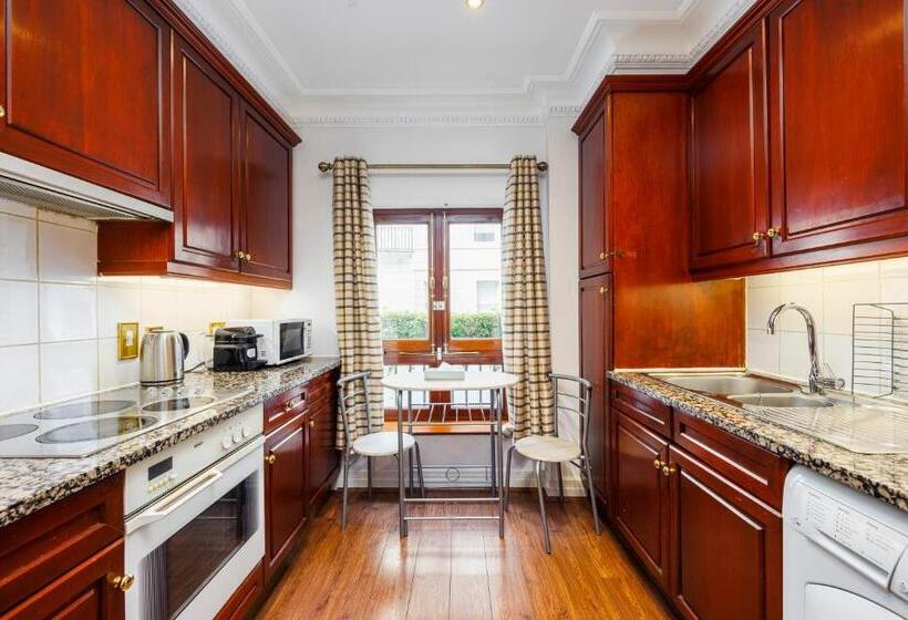 , Carlton Court   Mayfair