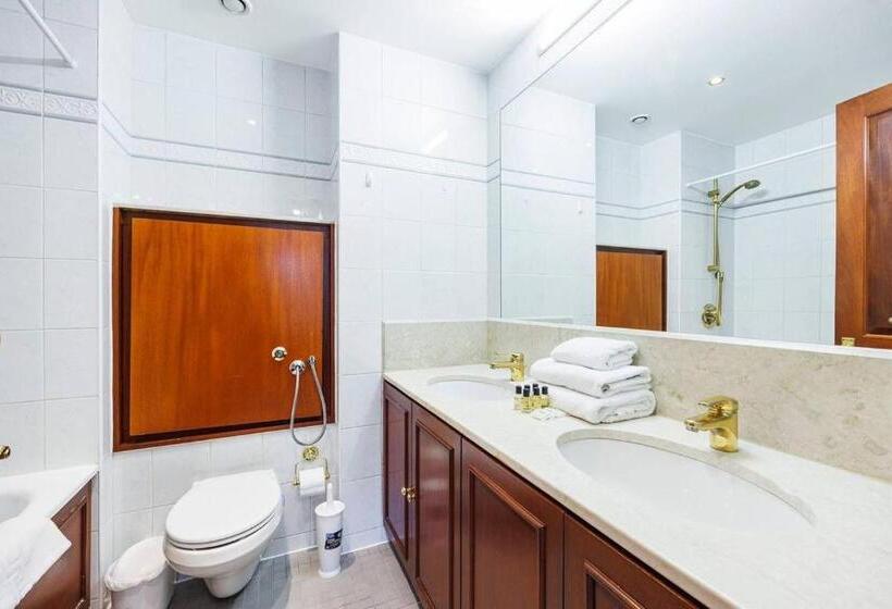 Вилла 1 Спальня, Carlton Court Mayfair