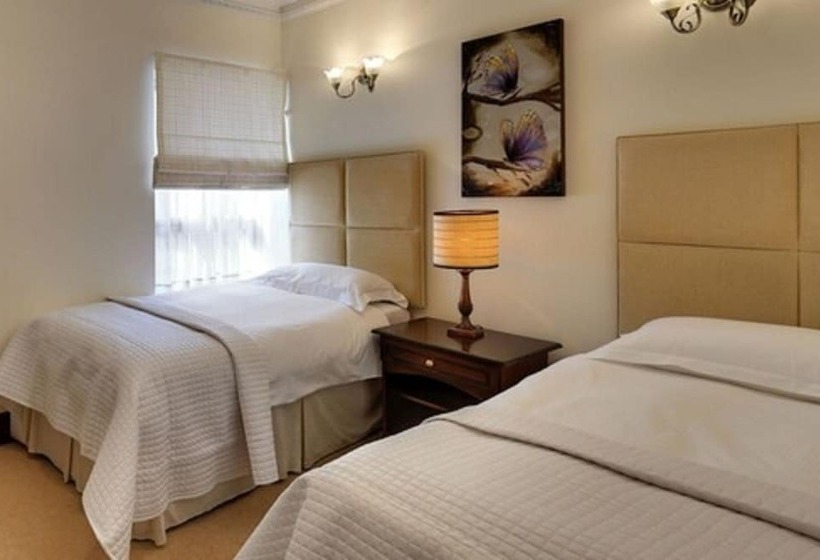 带3个卧室的公寓, Carlton Court Mayfair