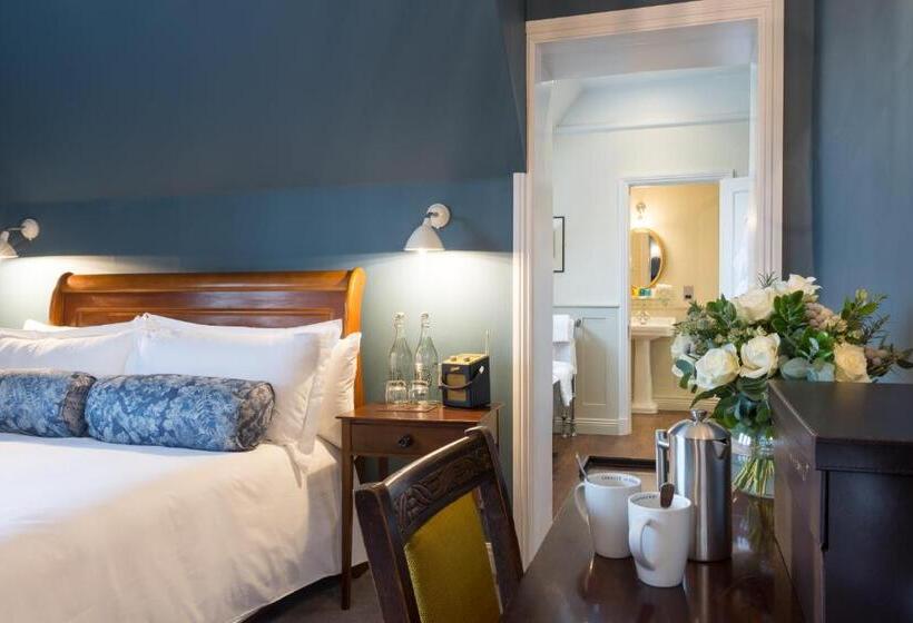 חדר אקזקיוטיב, Burley Manor