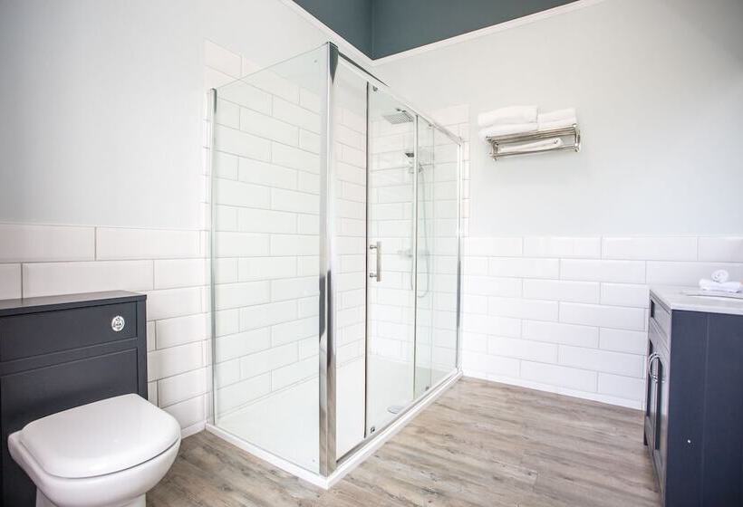 수피리어 룸, Caistor Hall