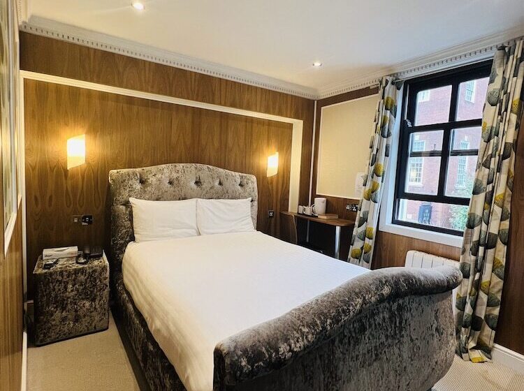 标准间, Cheshire Hotel Central London