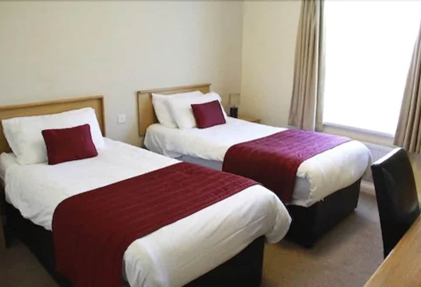 غرفة قياسية, Exeter Court