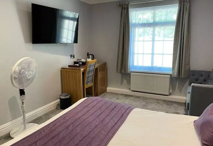 Suite, Exeter Court