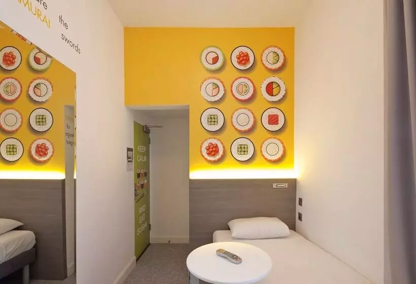 اتاق استاندارد یک نفره, Heeton Concept Kensington London