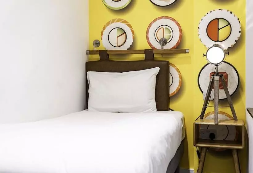 اتاق استاندارد یک نفره, Heeton Concept Kensington London