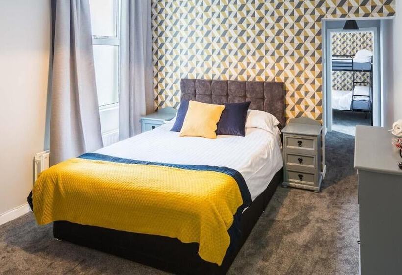 ファミリールーム, The Donard