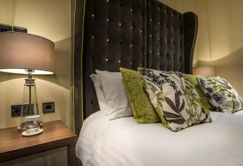 クラシックルーム, The Golden Fleece Hotel, Thirsk, North Yorkshire